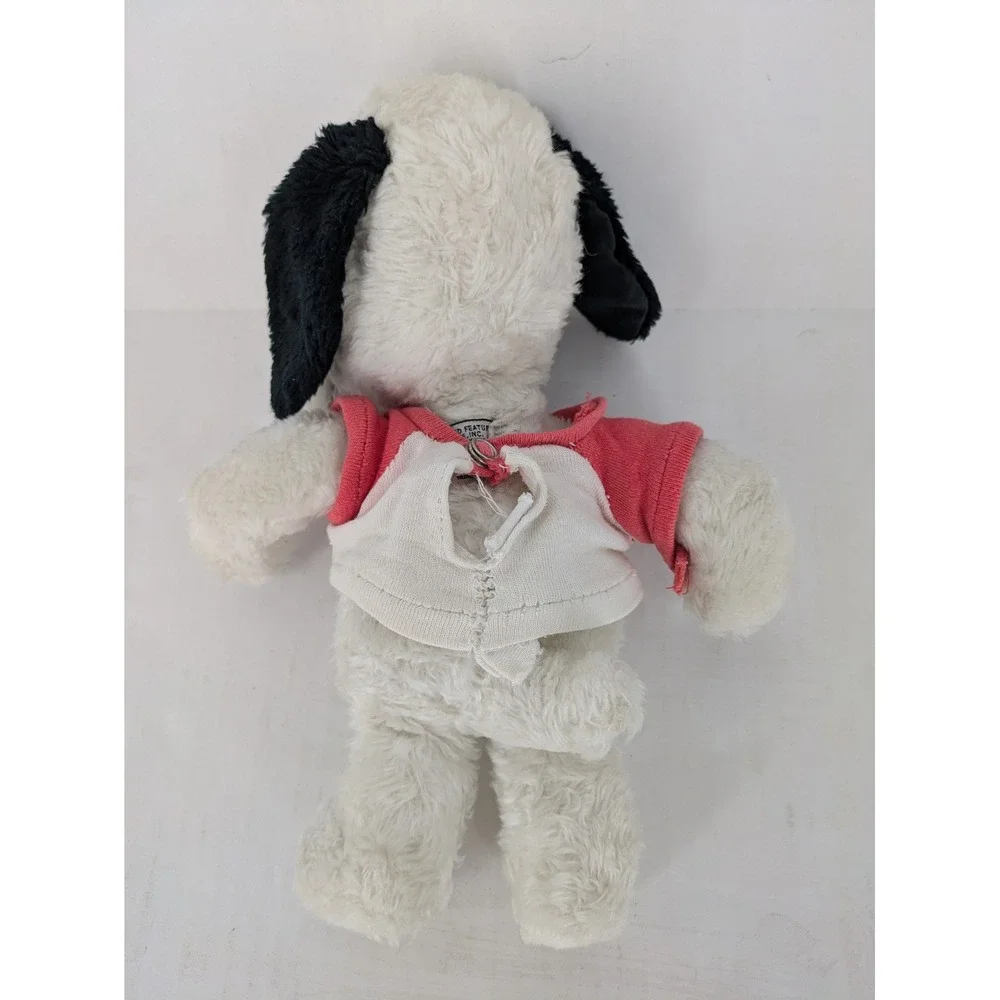 United Feature Syndicate Snoopy For President T-shirt Plush Vintage Peanuts 1968